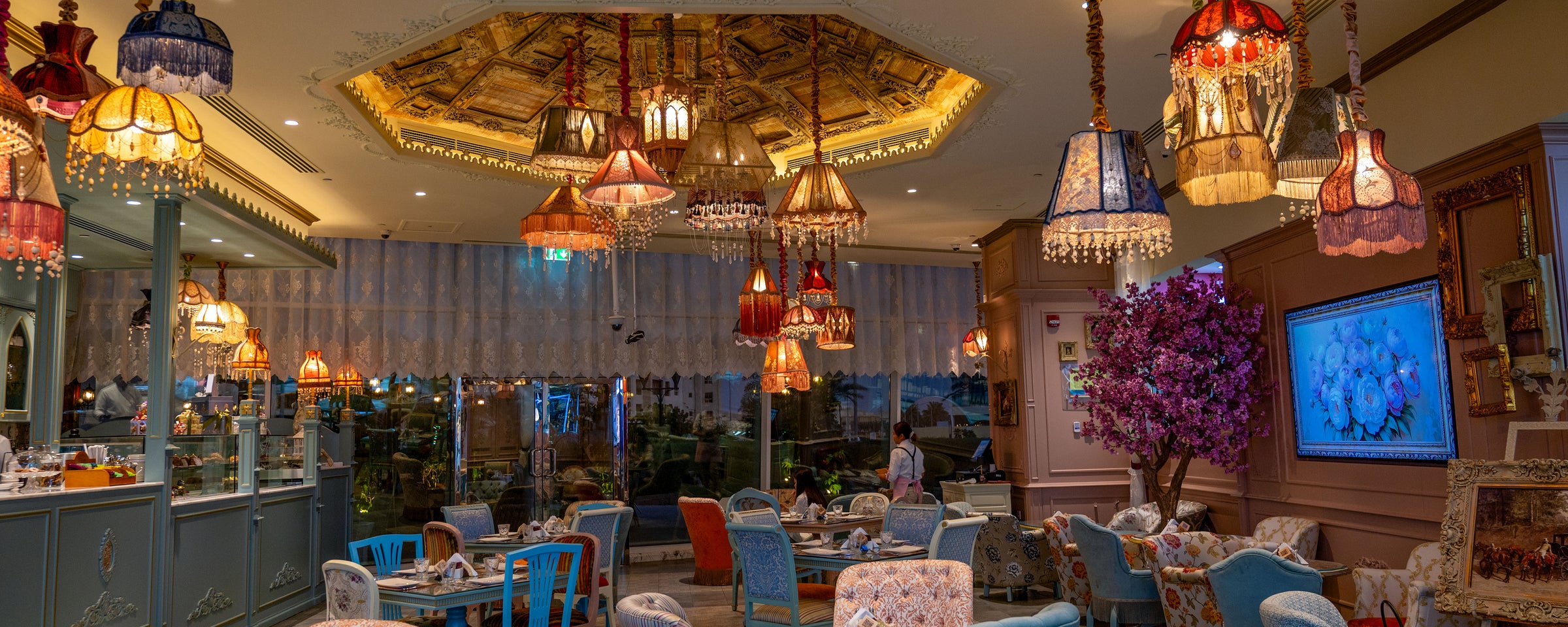 indoor_07c5c847-2704-4792-812b-1a14b245b216_2400x960_crop_center